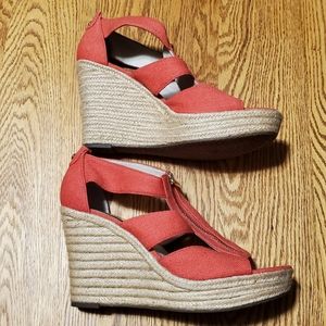 Michael Kors Damita Women's 9.5 M Wedge Espadrille Sandals Salmon Pink Zip Shoes